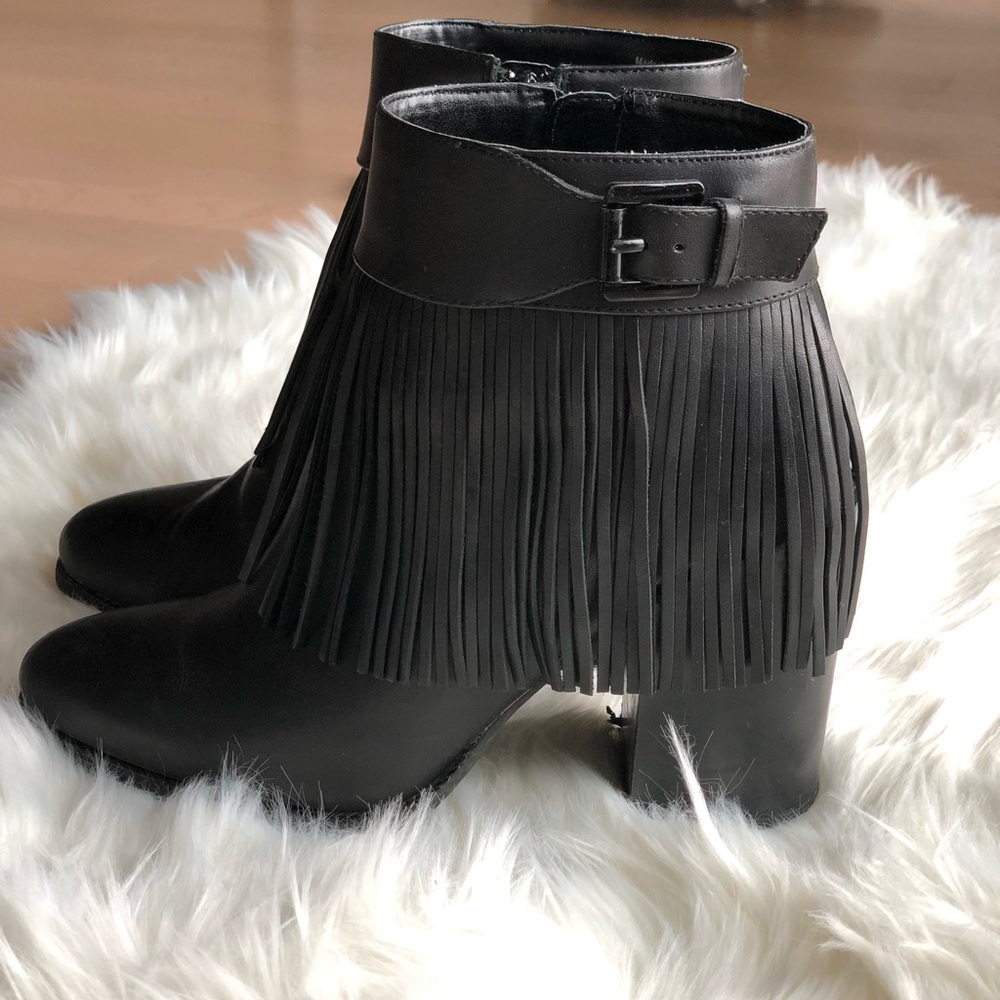 Aldo tassel boots